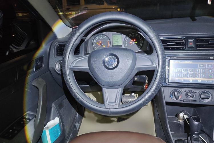 Used Skoda Rapid Spaceback 2014 1.6L Automatic Enjoyment Edition