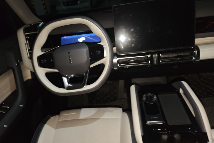 Used iCAR 03 2024 472km Four-Wheel Drive Long-Range Version Center Console