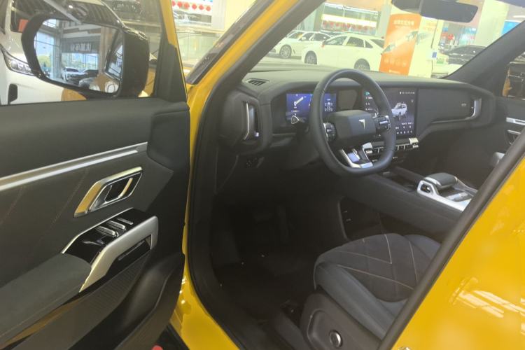 Used Deepal G318 2025 Worry-Free Cross-Country Edition Four-Wheel Drive Distant Mountains Version Driver Seat