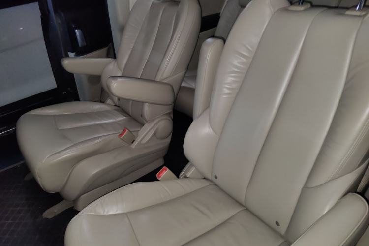 Used Buick GL8 2014 2.4L LT Luxury Business Executive Edition Left Rear Seat