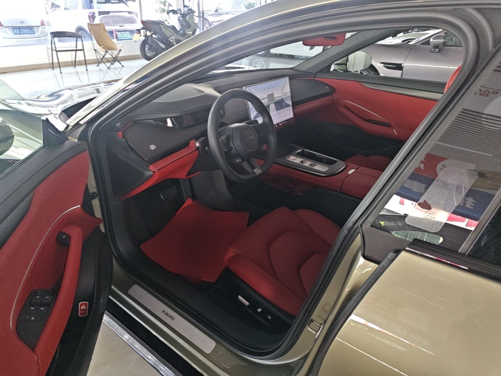 Xiaomi Auto SU7 2024 Rear-Drive Ultra-Long Range Advanced Pro-Level Intelligent Driving Version — снимка 17