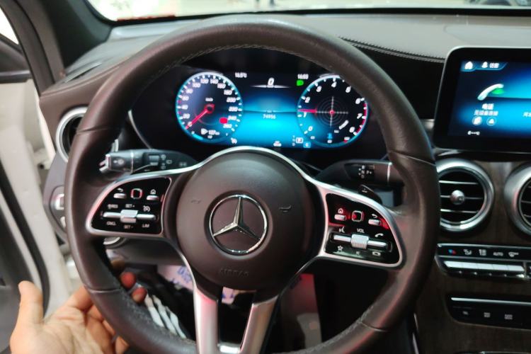 Used Mercedes-Benz GLC 2022 GLC 260 L 4MATIC Dynamic Edition Steering Wheel