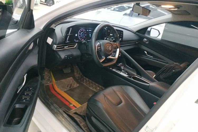 Used Hyundai Elantra 2022 1.5L CVT GLX Elite Edition
