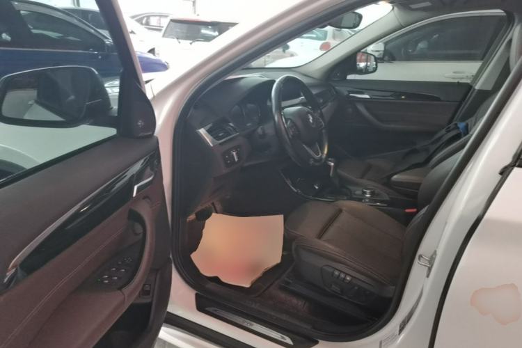 Used BMW X1 2018 xDrive20Li Luxury Model
