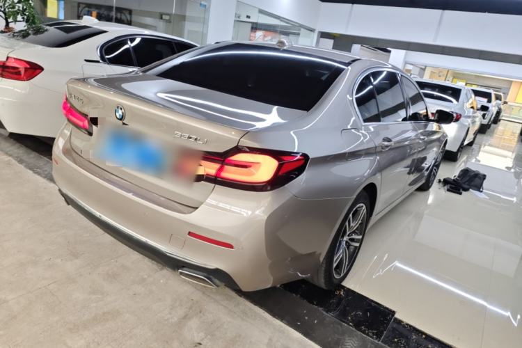 Used BMW 5 Series 2021 530Li Leading Luxury Package Rear Right 45 Deg