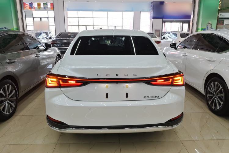 Used Lexus ES 2025 200 Premium Edition
