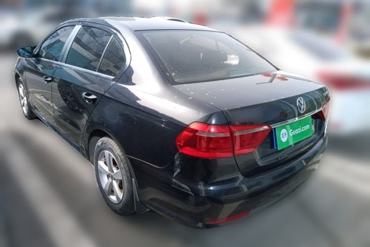 Used Volkswagen Lavida 2013 Revised Classic 1.6L Manual Fashion Edition
