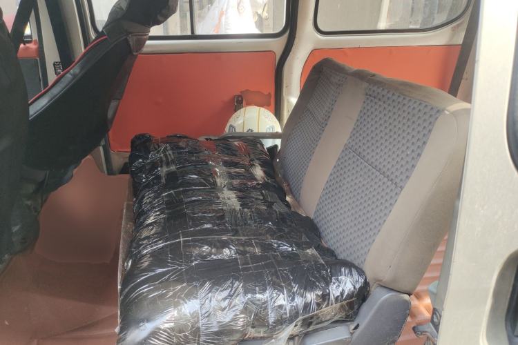 Used Wuling Zhiguang 2013 1.0L Practical Version Left Rear Seat