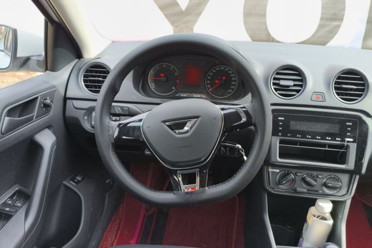 Used Jetta VA3 2025 Model, 1.5L Manual Ambitious Edition