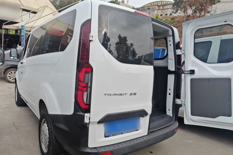 Used Ford Transit 2023 2.0T Gasoline Manual Multifunction Commercial Vehicle Short Wheelbase Low Roof 5/6 Seats