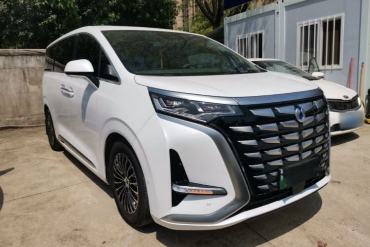 Used Denza D9 2022 DM-i 970 Four-Wheel Drive Flagship Model
