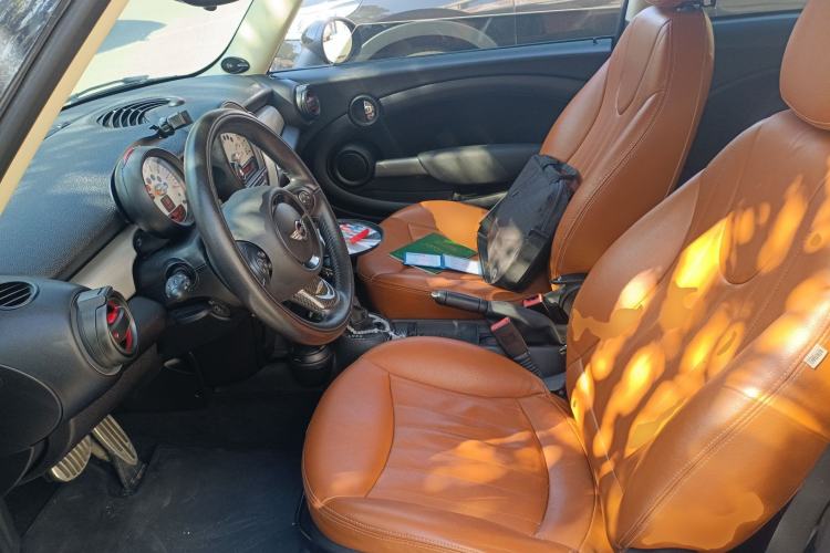 Used MINI 2011 1.6L ONE