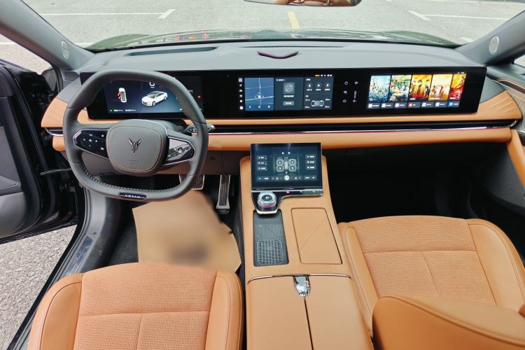 Used VOYAH PASSION 2024 PHEV Four-Wheel Drive Ultra-Long Range Executive Edition