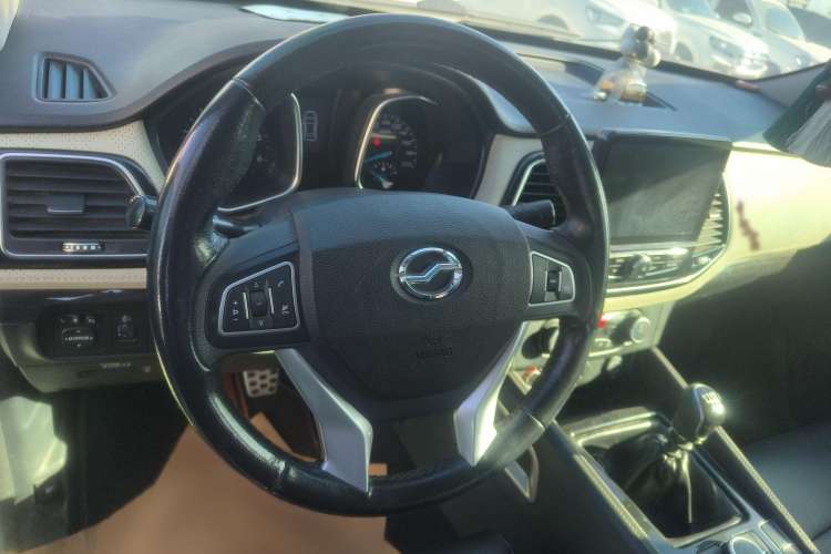 Used Zxauto Terralord 2021 2.5T Passenger Version Diesel Four-Wheel Drive Flagship Trim – Standard Dual
