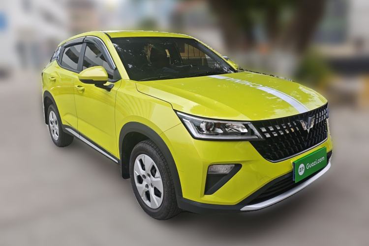 Used Wuling Alvez 2022 1.5L Manual Free-Style Model
