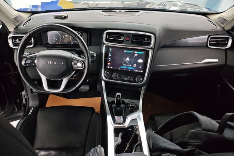 Used Lynk & Co 01 EM-P 2019 1.5T PHEV JingPro National VI Center Console