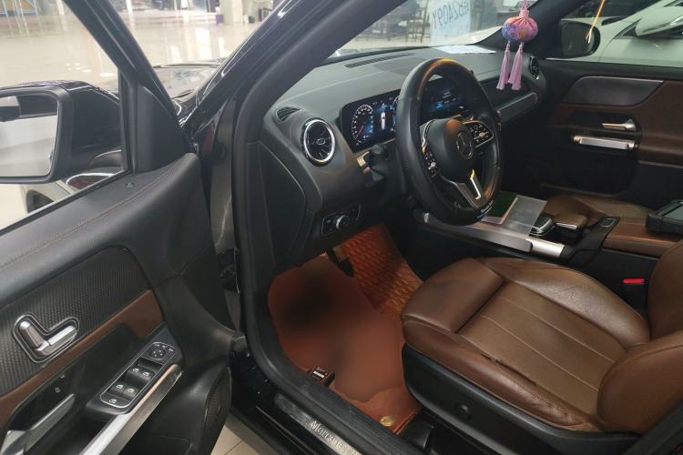 Used Mercedes-Benz GLB 2020 GLB 200 Dynamic Edition Driver Seat