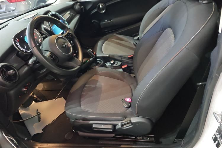 Used MINI MINI 2023 1.5T ONE