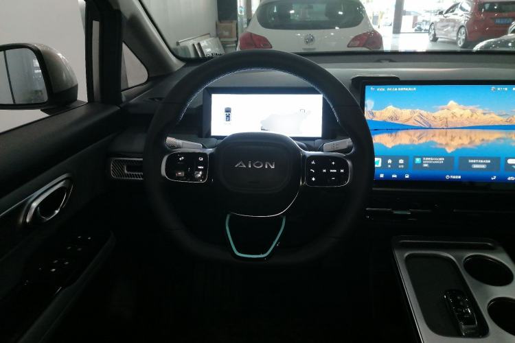 Used AION Y 2024 Younger Star Edition
