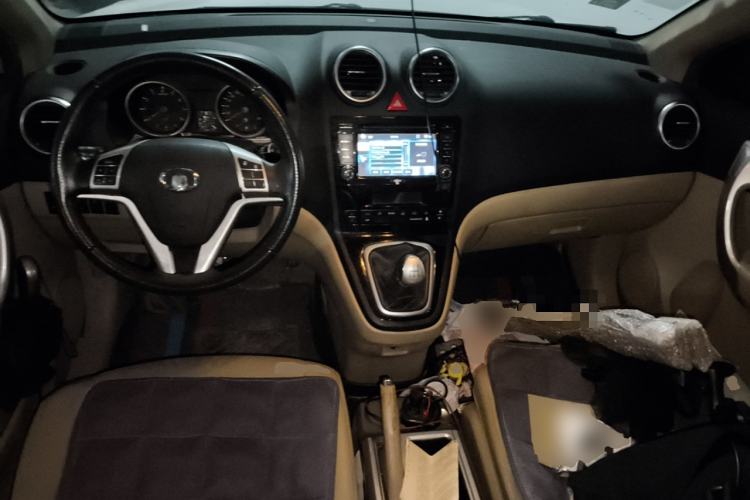 Used Haval H6 2011 2.0L Manual Two-Wheel Drive Elite Version