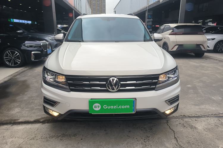 Used Volkswagen Tiguan L 2017 330TSI Automatic Two-Wheel Drive Luxury Edition Front