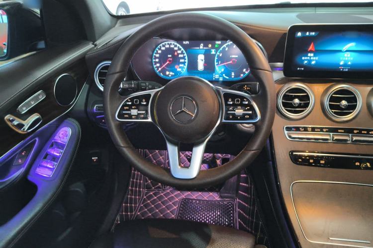 Used Mercedes-Benz GLC 2020 Facelift GLC 260 L 4MATIC Luxury Edition Steering Wheel