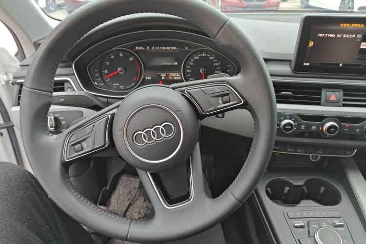 Used Audi A4L 2018 30th Anniversary Edition 40 TFSI Trendy Model
