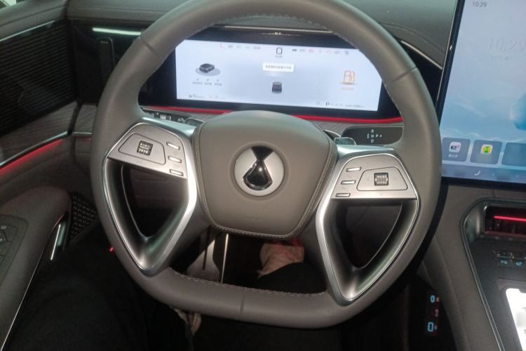 Used Denza N9 2025 Flagship Model
