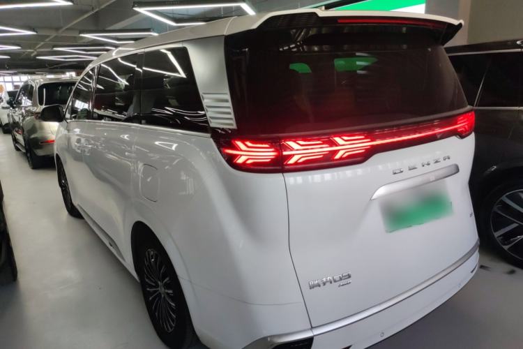 Used Denza D9 2022 DM-i 970 Four-Wheel Drive Prestige Model