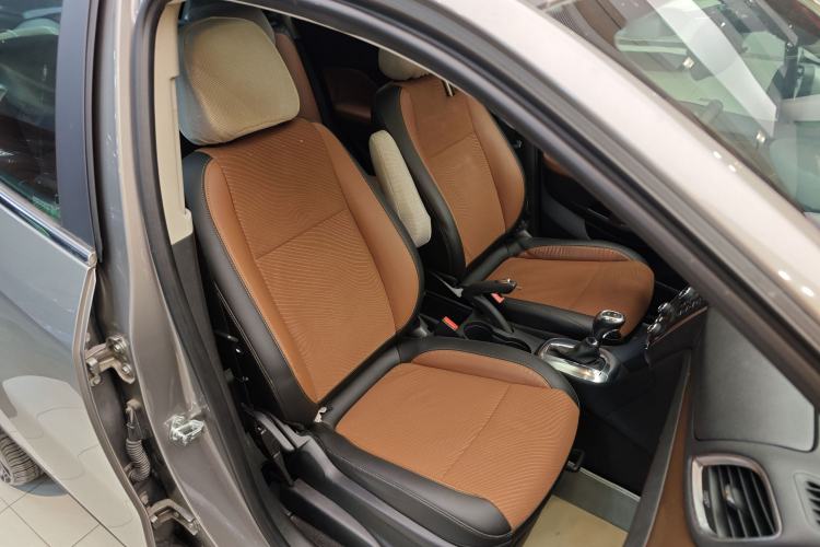 Used Buick Encore 2014 1.4T Automatic Two-Wheel Drive Urban Leading Model
