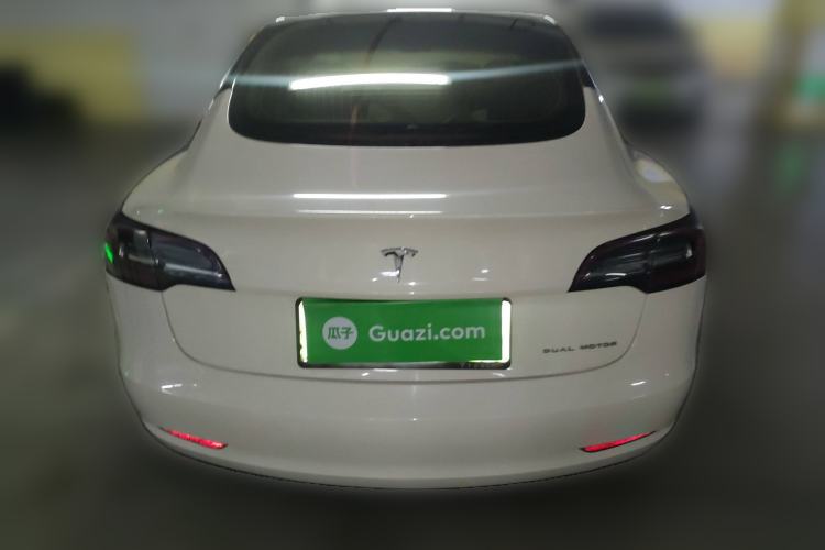 Used Tesla Model 3 2019 Long-Range All-Wheel-Drive Version
