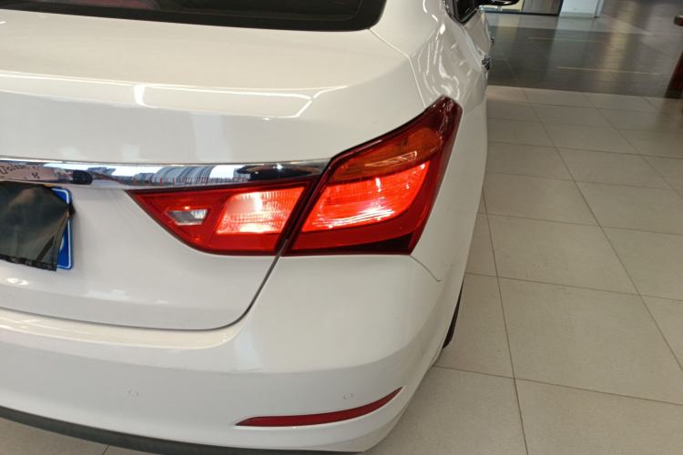 Used Hyundai Mistra 2014 1.8L Automatic Smart GLS Right Rear Taillight