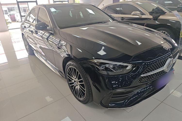 Used Mercedes-Benz C-Class 2024 Restyled C 260 L Sport Edition Front Right 45 Deg