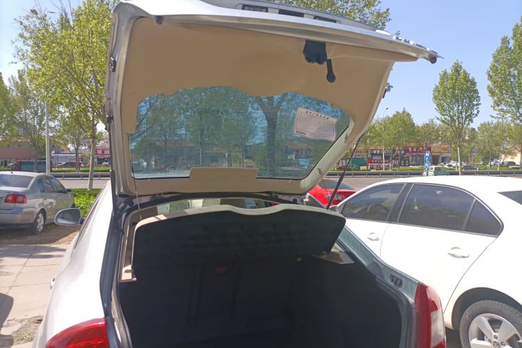 Used Skoda Octavia 2014 1.6L Automatic Yijun Edition Trunk