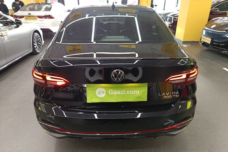 Used Volkswagen Lavida 2023 300TSI DSG Starry Full-Comfort Edition
