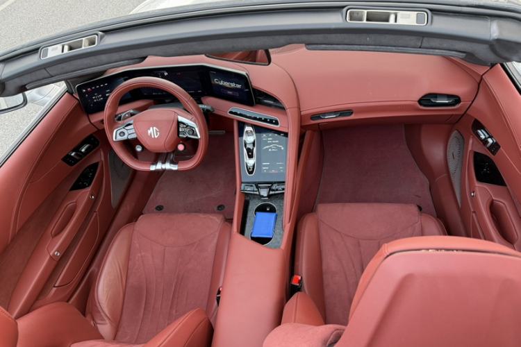 Used MG Cyberster 2024 520 km Legendary All-Wheel-Drive Version
