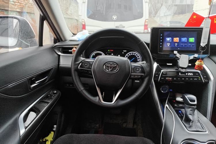 Used Toyota Harrier 2022 Dual-Engine 2.5L CVT Two-Wheel Drive Luxury Edition