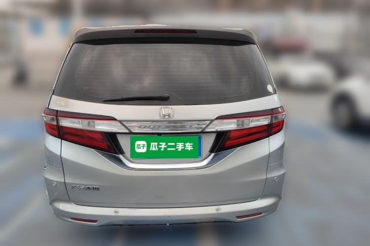 Used Honda Odyssey 2015 Revised 2.4L Luxury Edition Rear
