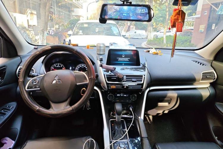 Used Mitsubishi Eclipse Cross 2019 1.5T CVT Two-Wheel Drive Fearless Edition China VI Standard
