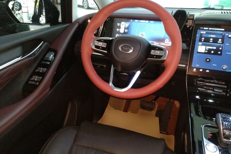 Used GAC Trumpchi M8 2024 Master Series 400T Prestige Edition Steering Wheel