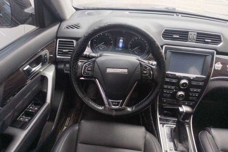 Used Haval H2 2016 Red-Label 1.5T Automatic Two-Wheel Drive Luxury Model Steering Wheel
