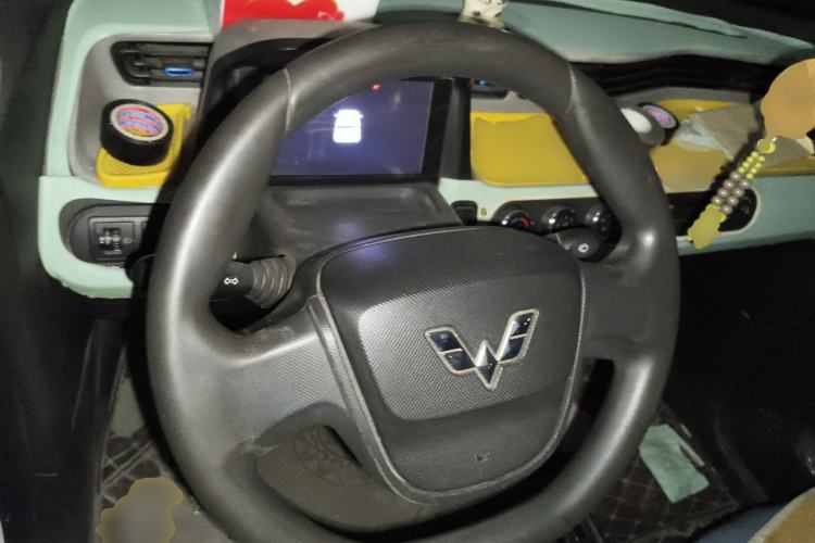 Used Wuling Hongguang MINIEV 2020 Zizai Version Lithium-NMC Steering Wheel