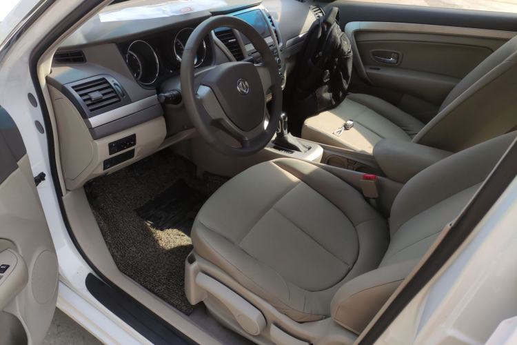 Used Dongfeng Aeolus A60 2014 1.6L Automatic Luxury Model
