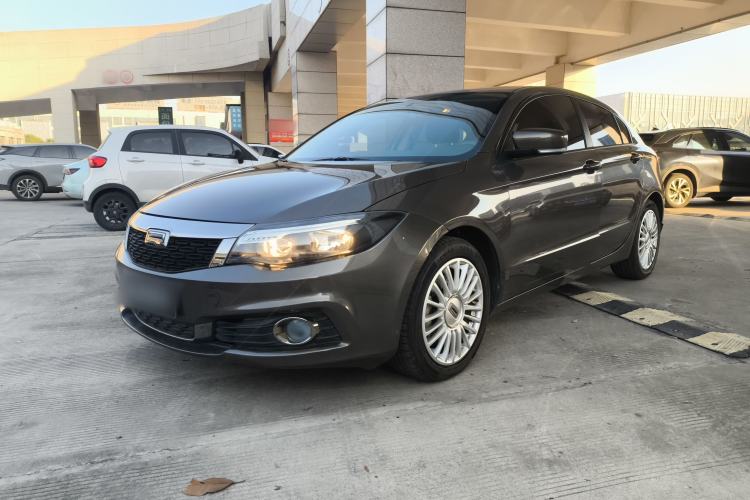 Used Qoros 3 2016 Hatchback 1.6T Automatic ZhiKu Model