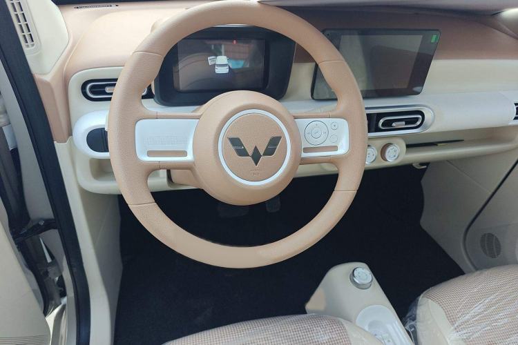 Used Wuling Hongguang MINIEV 2024 3rd Generation 215km Advanced Version