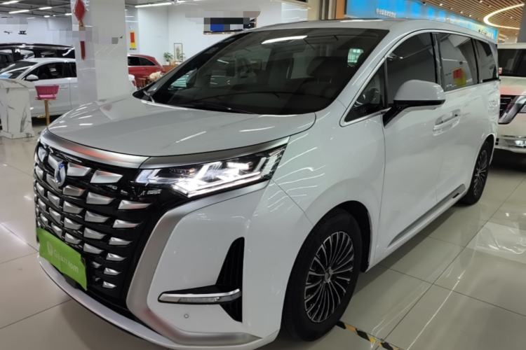 Used Denza D9 2024 DM-i 1050 Luxury Model