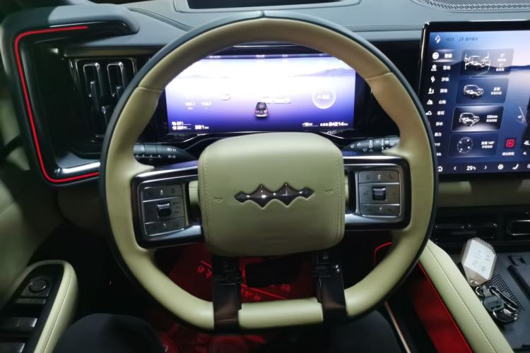 Used Formula Leopard Leopard 5 2023 Navigator Edition
