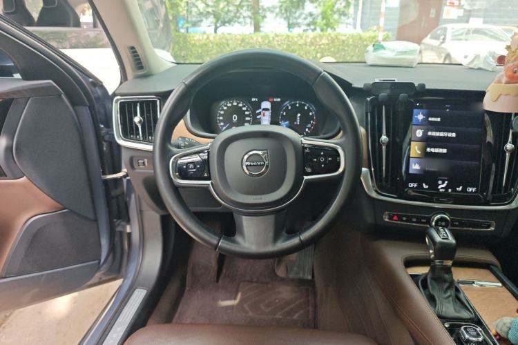Used Volvo S90 2019 T5 Zhiyuan Edition