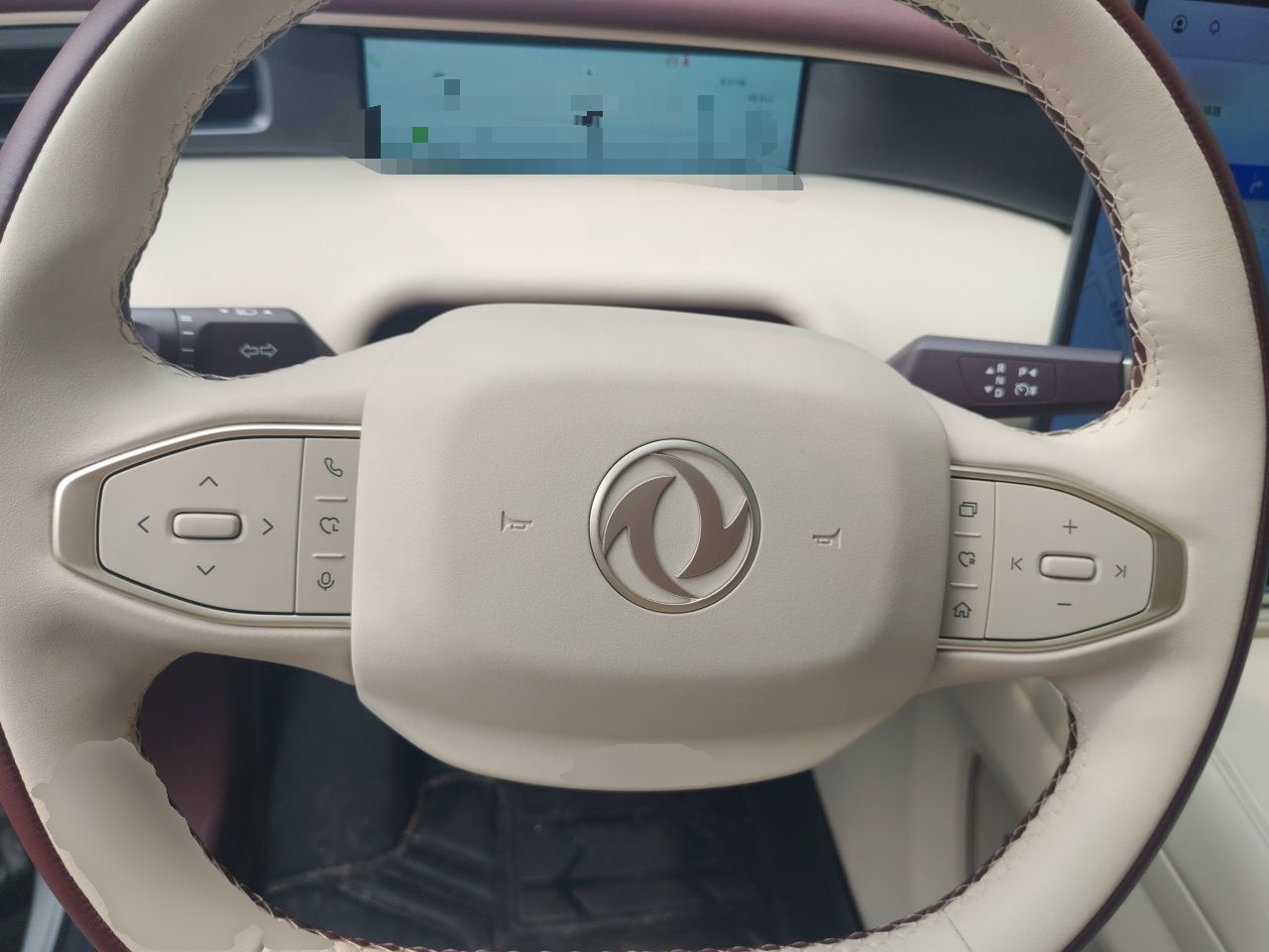 Dongfeng Aeolus L8 2025 Model 185KM Dream Edition — снимка 10