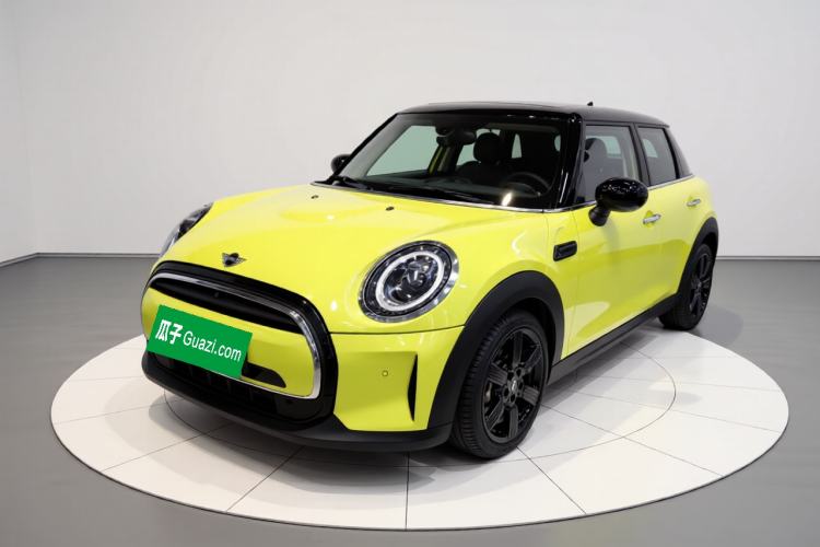 Used MINI MINI 2023 Updated 1.5T COOPER Artist Five-Door Edition